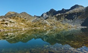 27 Lago di Porcile di Sopra  con da sx Cima Vallocci, Passo dei lupi, Cima Cadelle
